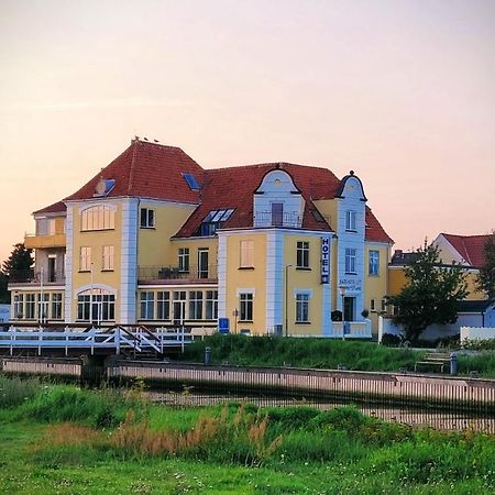 Badehotellet Grenaa Strand Eksteriør bilde
